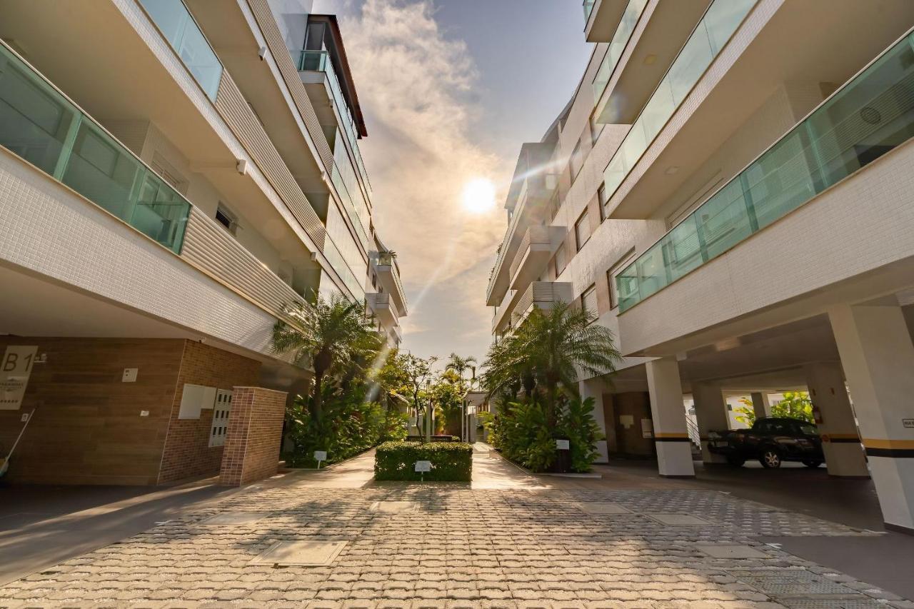 Varandas Do Atlantico - Confortavel Apartamento Em Condo Pe Na Areia Bombinhas Buitenkant foto